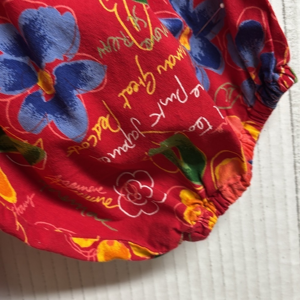 Aria Dress/Red W/Flowers And Writing (Japan Peacock Starry Wild Flowers) Size 8 - Picture 5 of 9